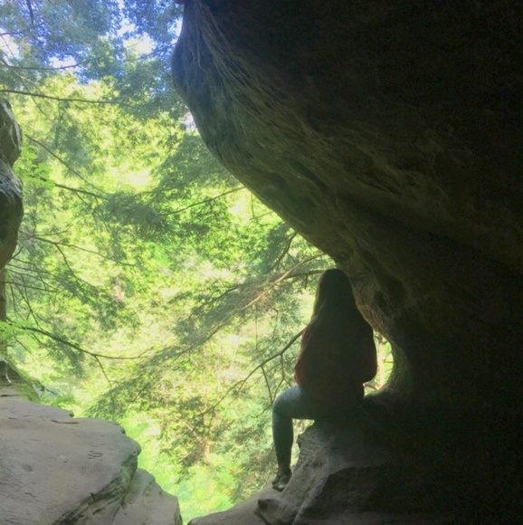 Meet your Posher, Olivea - Picture 1 of 1